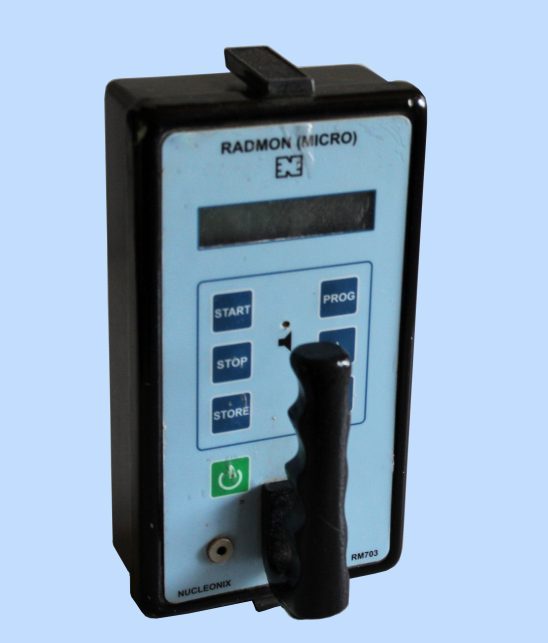 Radiation Monitor with 1.0 Meter Telepole Detector *